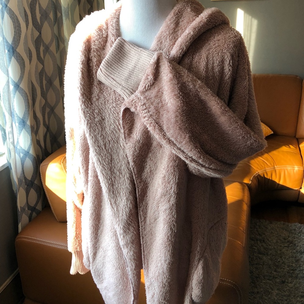 SALE ✨LAST 1✨Mauve Blush Cozy Jacket - Picture 6 of 9